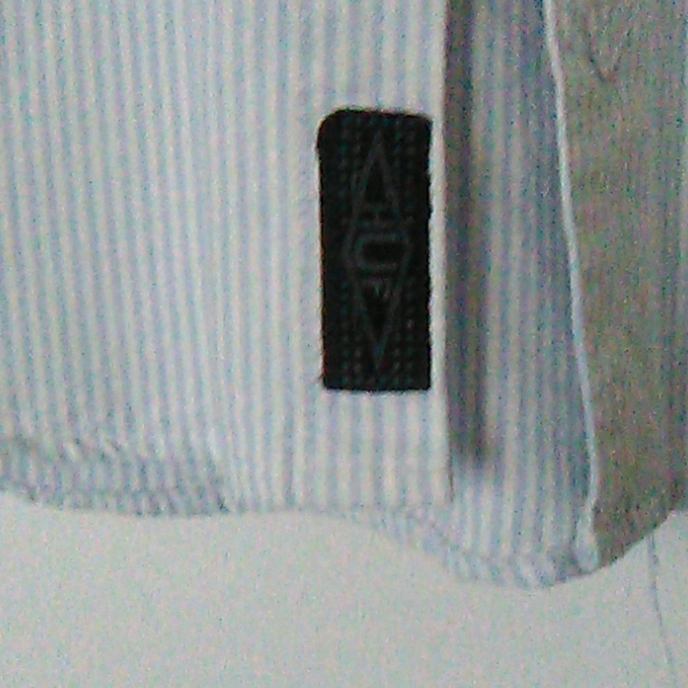 Huf Button Up - image 2